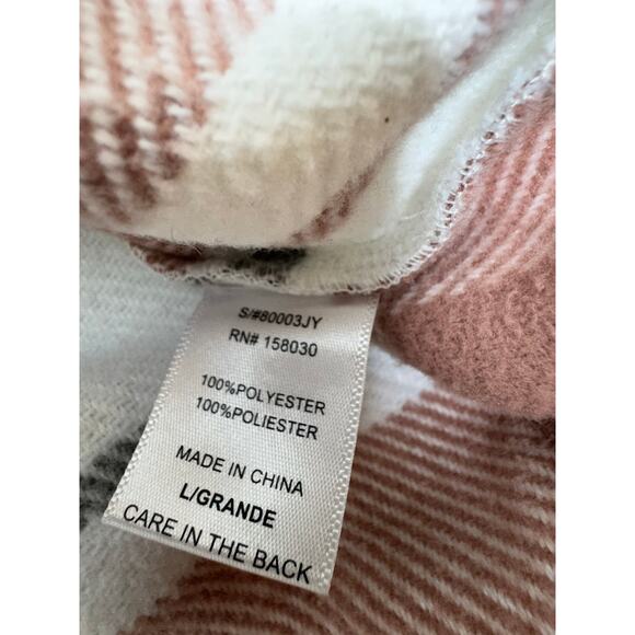Love Tree Women’s Shacket Pink White Plaid Button Up Sz Large - Picture 8 of 8
